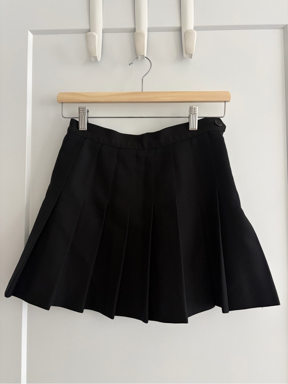 American Apparel Classic Black Pleated Tennis Mini Skirt